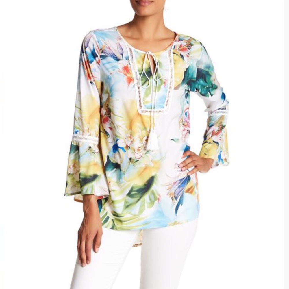 NWOT Amelia New York Soft Summer Orchid Tunic Top